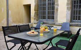 superbe appartement avec cour dans la bastide